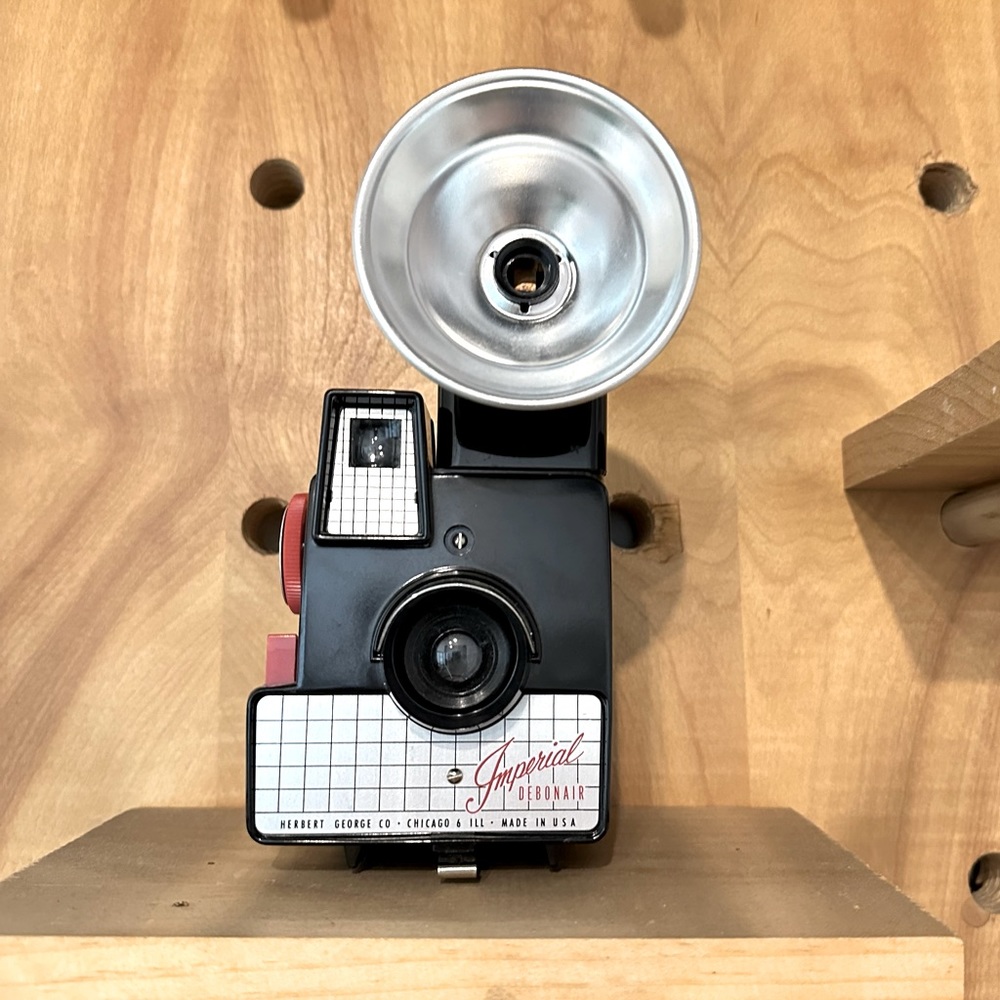 Vintage Imperial Debonair Camera 620 Film Retro Box Camera for Decor